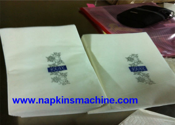 1000枚のシート/最低の330mmの真空のチィッシュ ペーパーの製造業機械