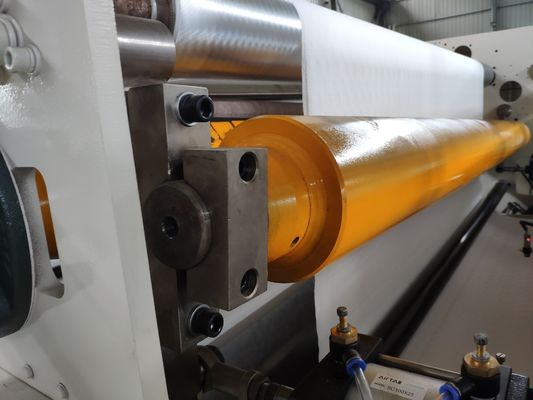 380V Nonwoven 1400mmの幅のペーパー スリッター