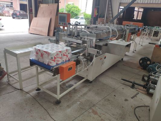 220V 50HZのコンベヤー ベルトのトイレ ットペーパーのパッキング機械