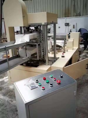 機械/チィッシュ ペーパー メーカー機械を作る300のm/分Mの折目の飲料のナプキン