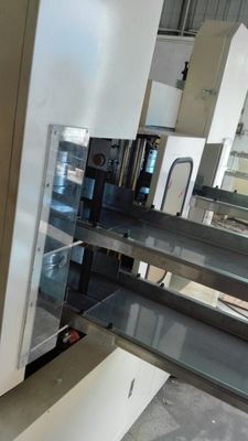2400枚のシート/最低のナプキンの折りたたみ機械