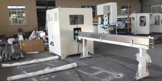 18g/m2を浮彫りにする11KW 0.5Mpaのティッシュペーパーの生産ライン端